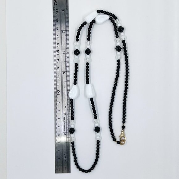 Simple Black & White Glass Beaded Single Strand 30” Necklace - Picture 4 of 6